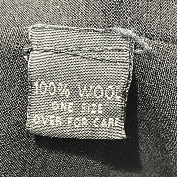 Krista Larson Black 100% Wool Cardigan One Size Minimalist Lagenlook Artsy Comfy - Picture 4 of 7